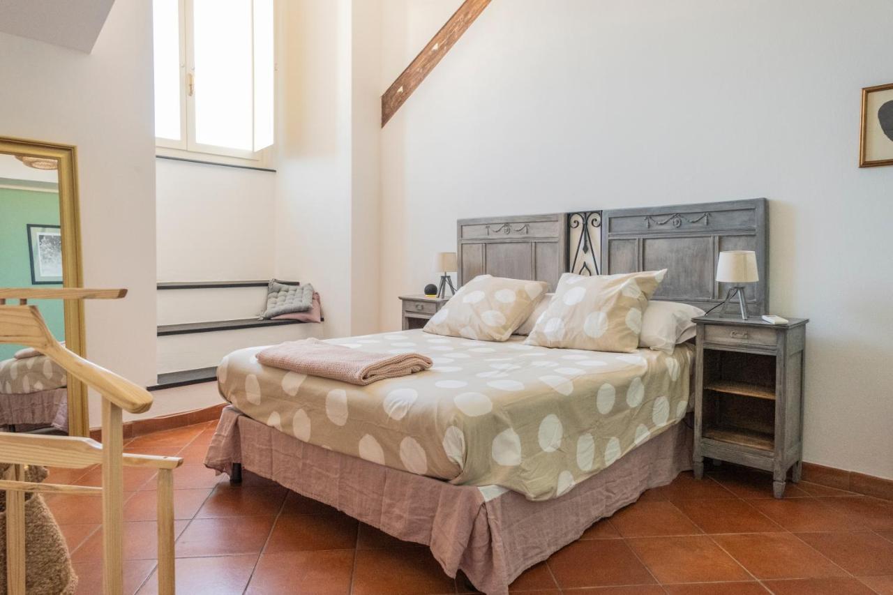 Palazzo Oddo Rental Rooms Albenga Exterior foto